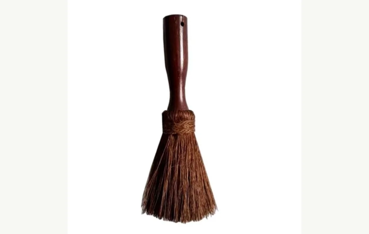 Palm Fiber Pot Brush