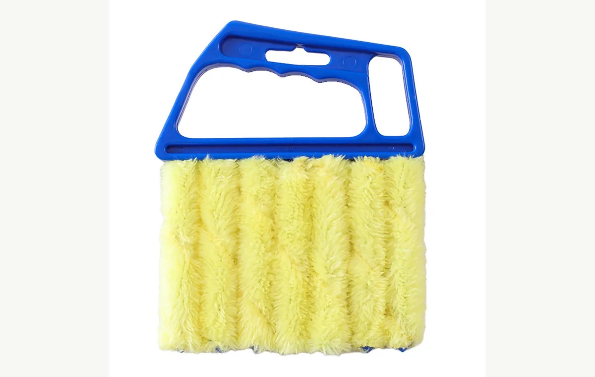 Multi-Blade Blind Cleaning Brush